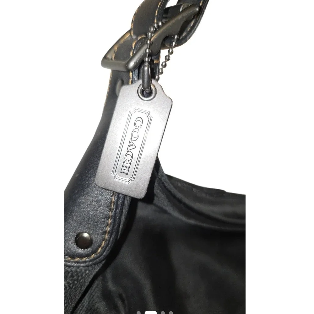 Coach 2003 Black Nylon Leather Trim Hobo Shoulder Bag Handbag Authentic A3K-6671 - Picture 4 of 9